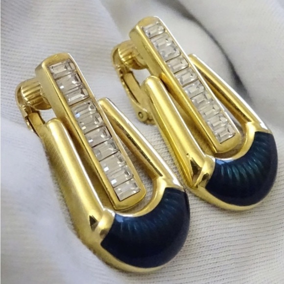 Swarovski Jewelry - Vintage Swavorski SAL stamped   Gold and Black baguette Earrings